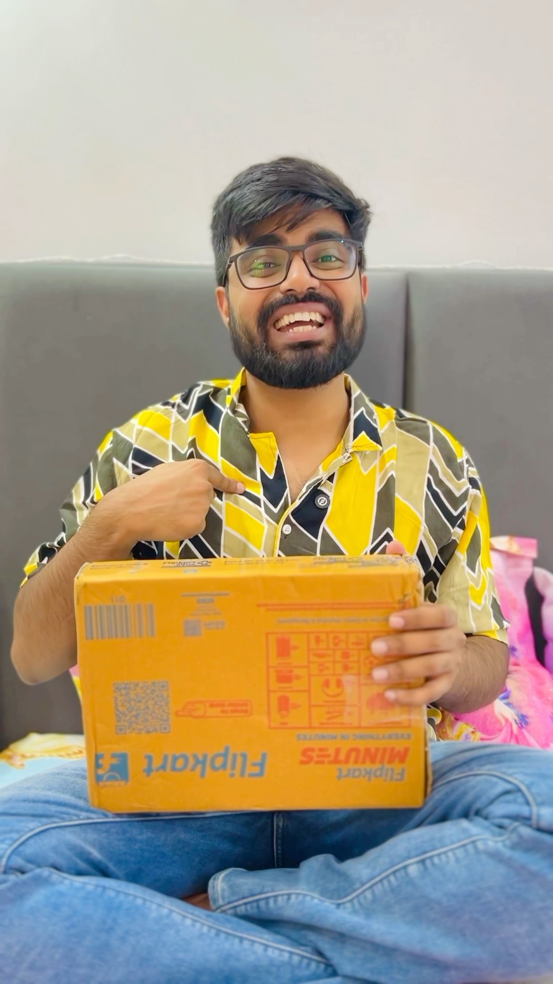 Diwali Gift ? ( Part 01 ) #dushyantkukreja #shorts