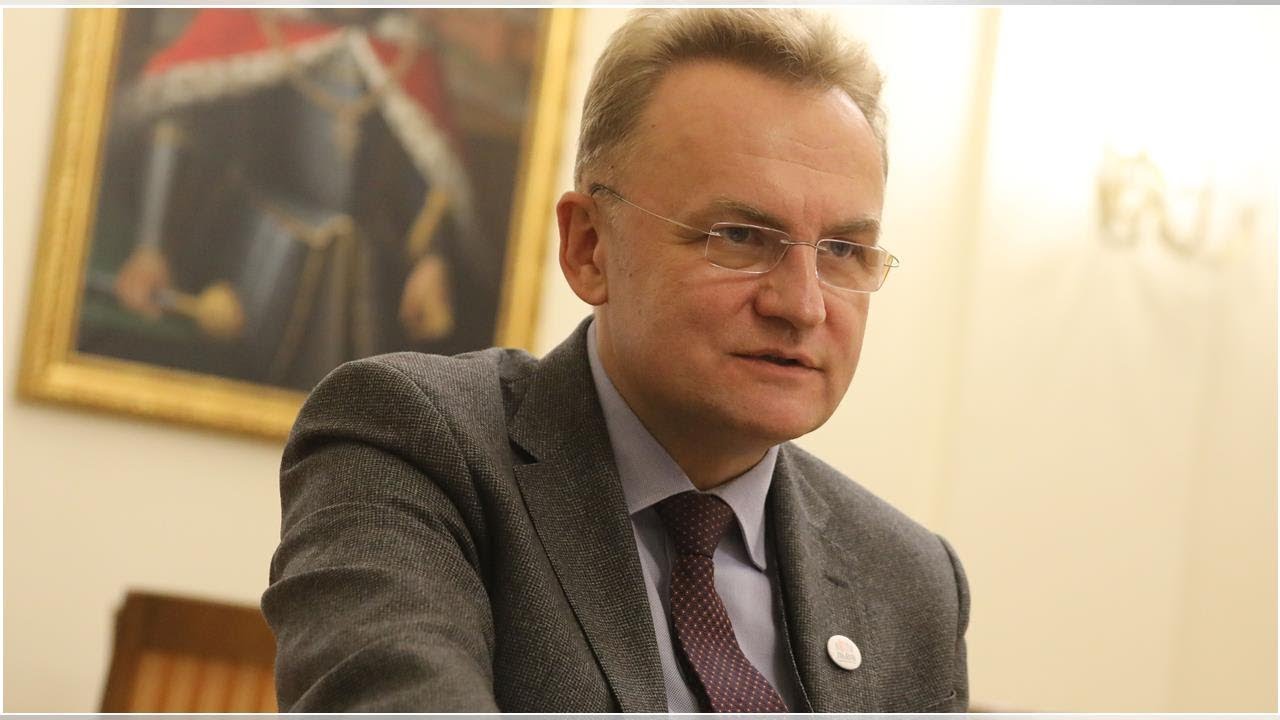Украина. Зеленский заявил, что за ним следят спецслужбы Украина. Зеленский заявил, что за ним следят спецслужбы