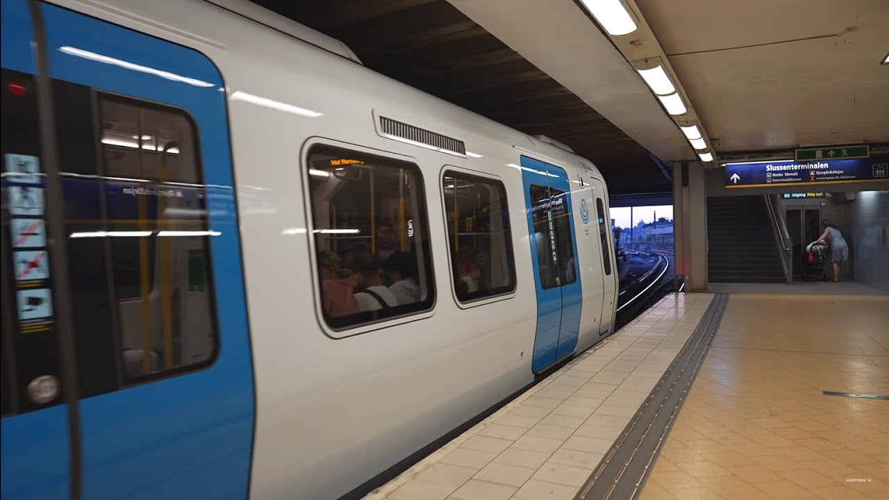 Sweden, Stockholm, subway ride from Ropsten to Slussen