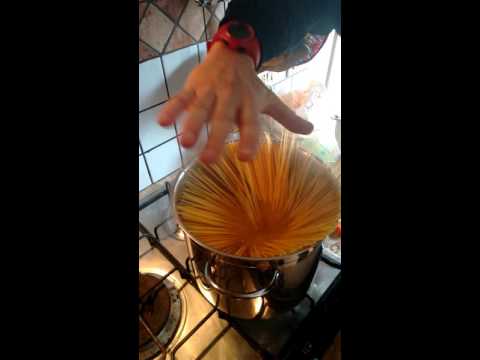 Video: Come Cucinare Correttamente Gli Spaghetti