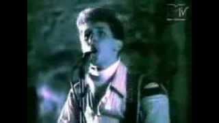 Plebe Rude - Até Quando Esperar - Clip original - 1985 chords