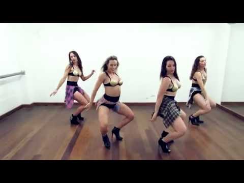 Grupo Cia Sexy Dancing Dançando Na Batida - Anitta