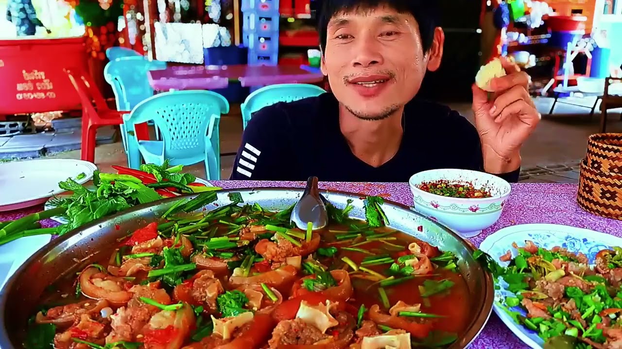 MUKBANG | EPIC BEEF TAIL HOT POT MUKBANG SPICY RICH SAUCE