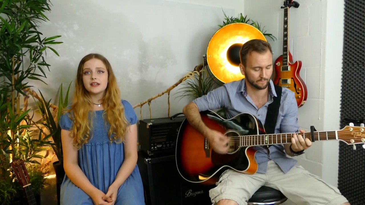 Crowded House - Don´t dream it´s over / Acoustic cover by MF acoustic music