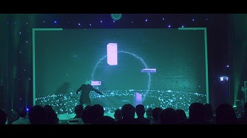 Biểu diễn ảo thuật tương tác LED cho nhãn hàng điện tử Schneider