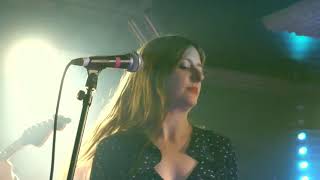 Video thumbnail of "Molly Burch - Downhearted - Paris 2018"