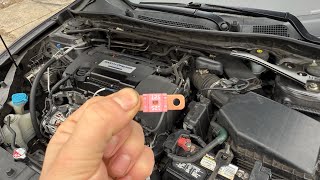 How to replace battery fuse on 2013-2017 Honda Accord