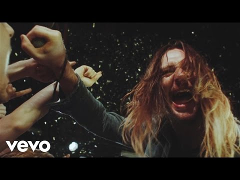 While She Sleeps - Hurricane (Official Video)