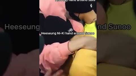 I will never forget this enhypen in airport moment :(