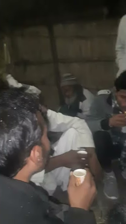 CHAYE  KE DEEWANE HUE SAERAB