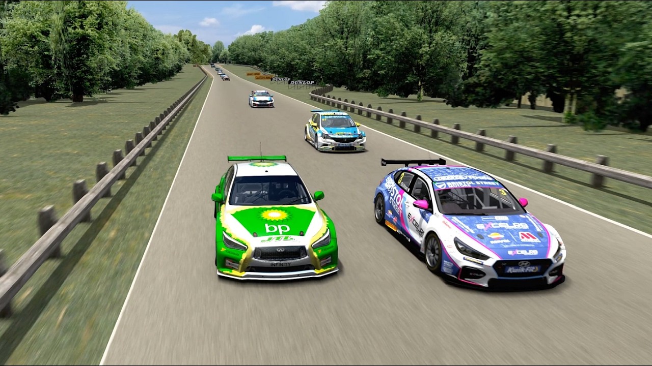 AC BTCC 2021 Infiniti Q50 at Alcombe Farm, England - YouTube