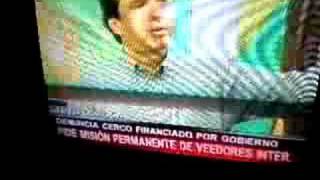 YouTube - Miles de Armados Amenazan a Santa Cruz