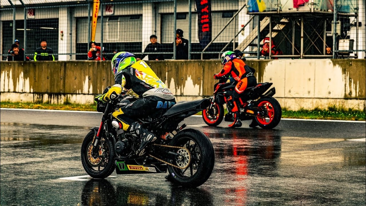 RRT wet race, start and crash 24.05.26 - YouTube