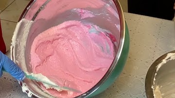 how to get multiple colors in one batch of macarons