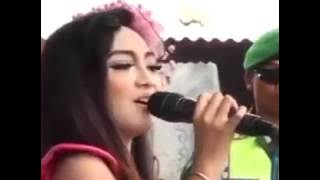 LUNGSET BERSAMA JIHAN AUDY NEW PALLAPA