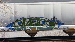 Miniatura de vídeo de "Boxcar Graffiti on the banks of the Ohio"