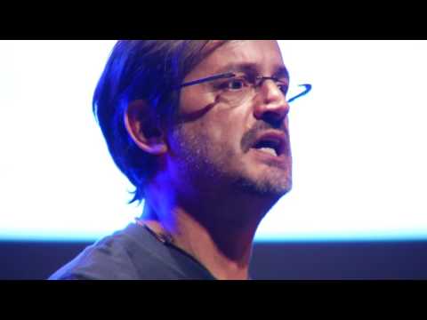 Mutlu olmak için ben ne yaptım? / What have I done to deserve happiness? | Tunç Kılınç | TEDxNilüfer