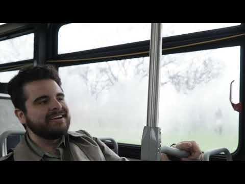 Video: Behöver du ta av på bussar?