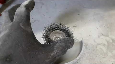 MX5 NB Rust removal 1; digging in the old repair.