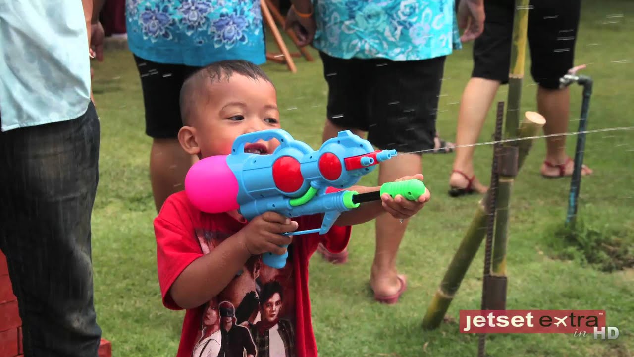 60 Seconds of the Songkran Water Festival Celebration