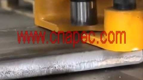 Hydraulic Ironworker machine operation video.mp4