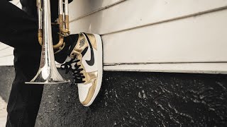 jordan 1 mid se metallic gold