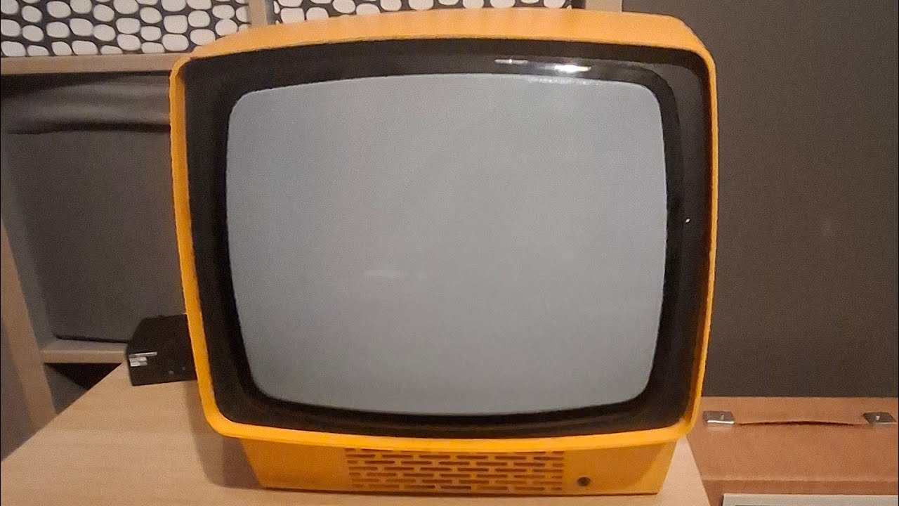 Telewizor Neptun 150 z PRL-u 
