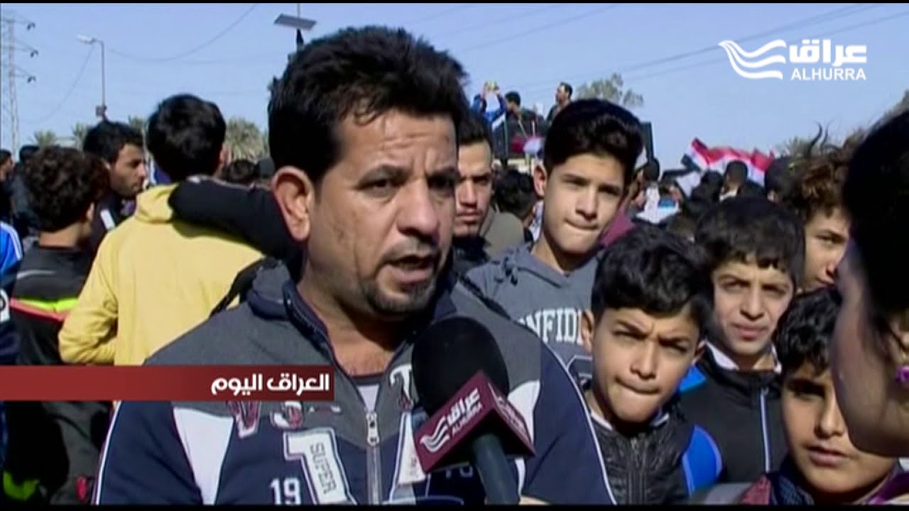 تظاهرة أهالي جسر ديالى في اطراف العاصمة بغداد اليوم احتجاجا على سوء الخدمات
