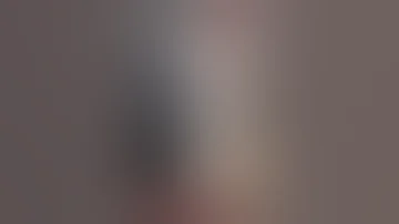 نساء السعودية سنية منقبة تغري سواقها 