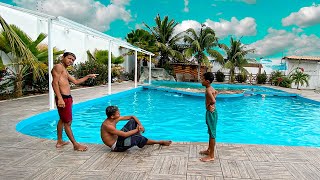 TOMANDO BANHO NA PISCINA DA MANSÃO PIAUÍ 😍😍