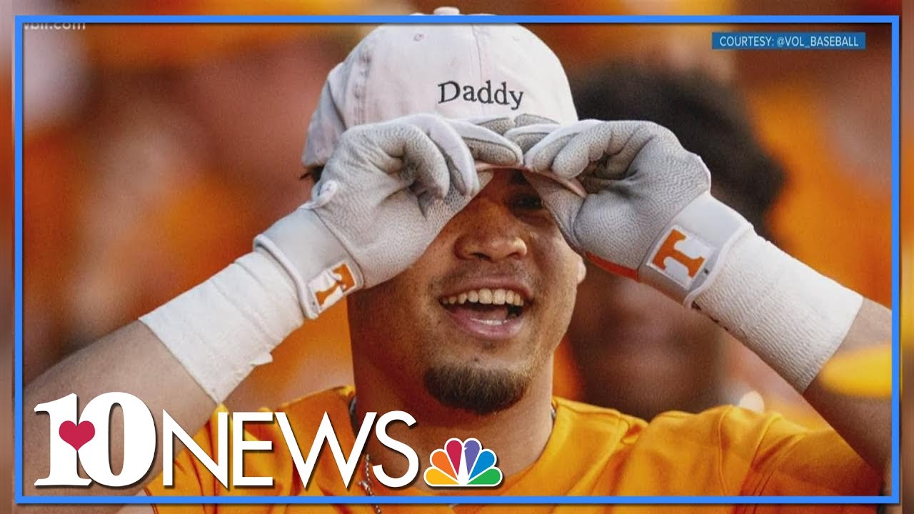 Tennessee Vols baseball What's with the "Daddy Hat" tradition? YouTube