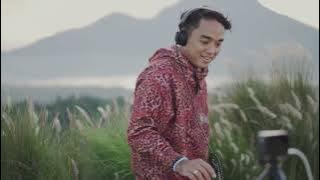 HOW'S LIFE? LIVE AT KINTAMANI