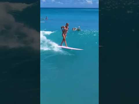 Awesome Surfing Girl She Is Killing It Awesome Surfing Girl She Is Killing It
