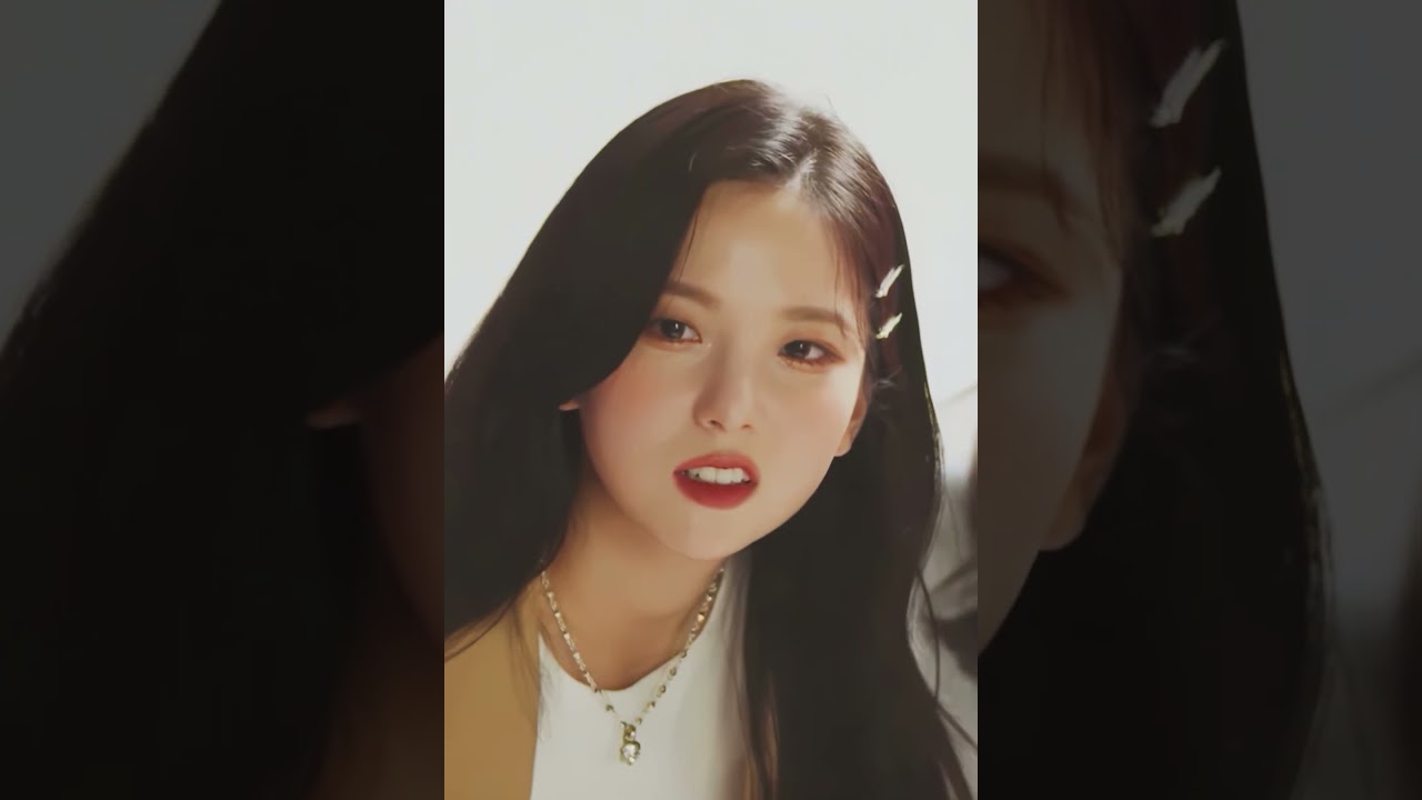 YUJIN for Mini Magazine [220901] - YouTube