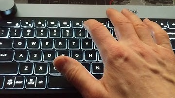 Logitech Craft Keyboard Backit Key Demo