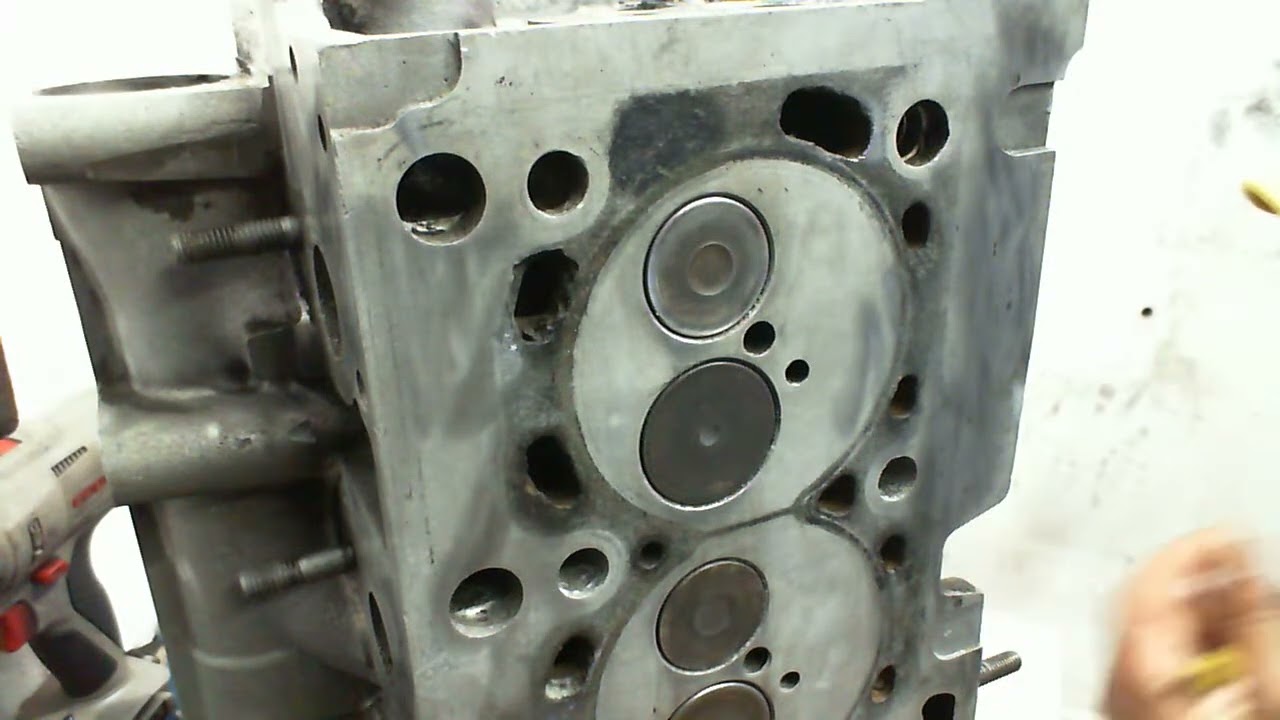 Culasse D'occasion Pour Moteur 1.5 DCI Renault - état Opérationnel