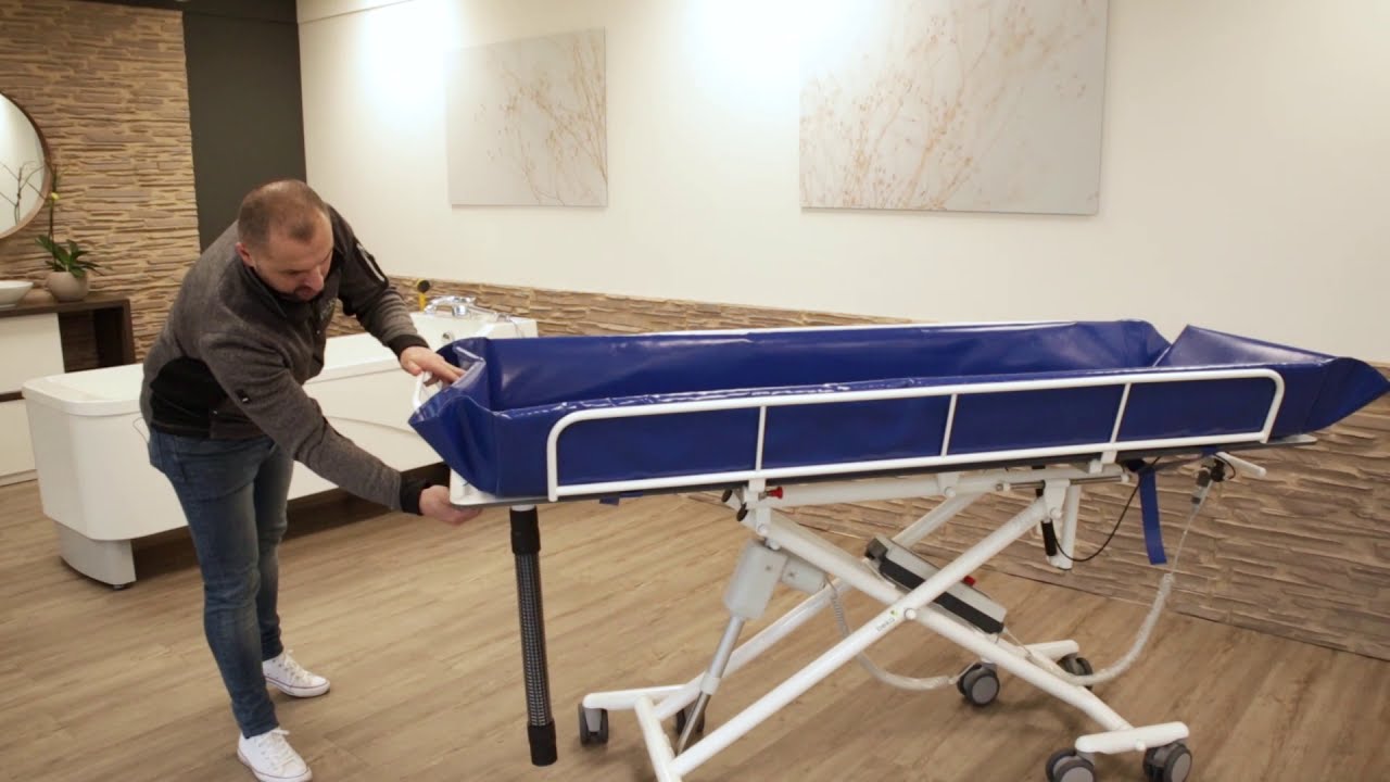 Service on SINA Comfort shower trolley | BEKA Connect #27