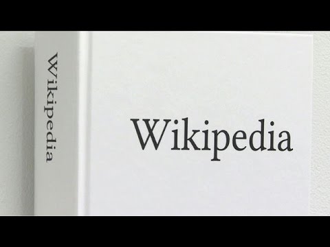 Artist makes Wikipedia - the book