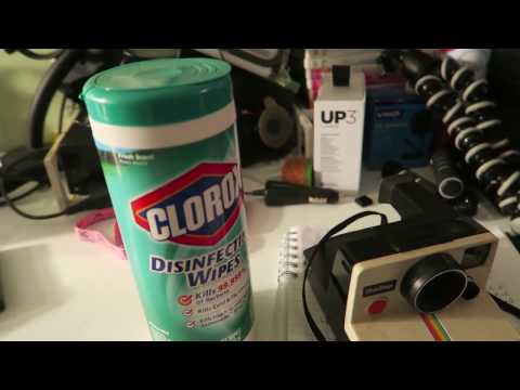 Cleaning and Testing a Polaroid Camera to Sell on Ebay | Make Money Selling Cameras
