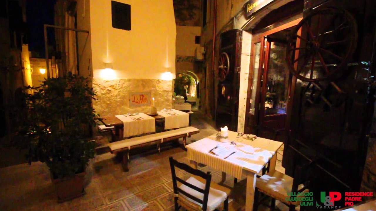 Vieste - Tra le strade del Borgo di Notte