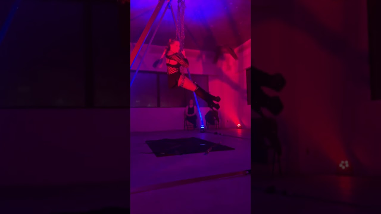 Hannah B chain ambiance (Feb 16, 2025) aerial chains