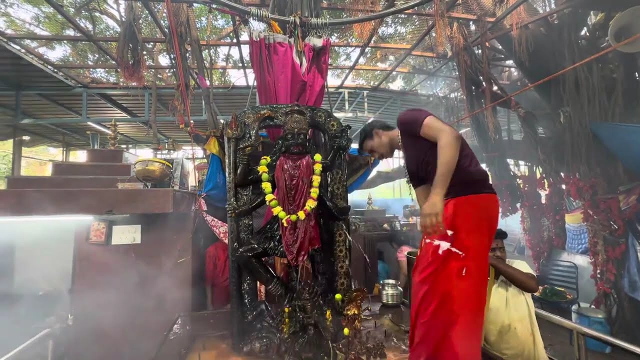 ఫలక్నామా శ్రీ శ్రీ కట్టమైసమ్మ మహా కాళీమాత దేవాలయం నవరాత్రి ఉత్సవాలలో మొదటి రోజు అమ్మవారి అభిషేకం 