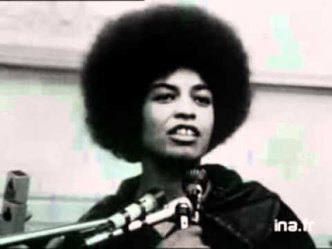 Angela Davis Photo 23