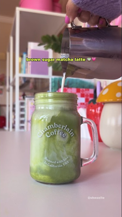 how to make the best brown sugar matcha latte 🍵 #shorts