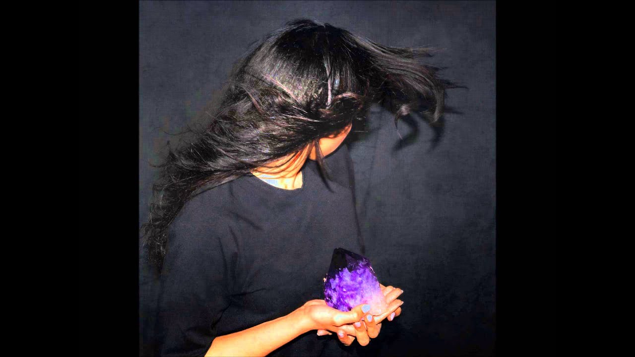 Tinashe - Something To Feel