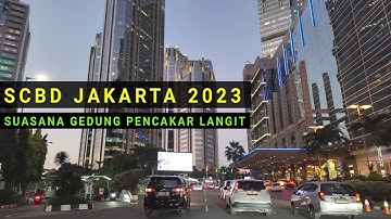 Penampakan Gedung Pencakar Langit SCBD Sudirman Jakarta Sore Hari Desember 2023