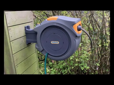 Hozelock Auto Reel: Unboxing & Installation 