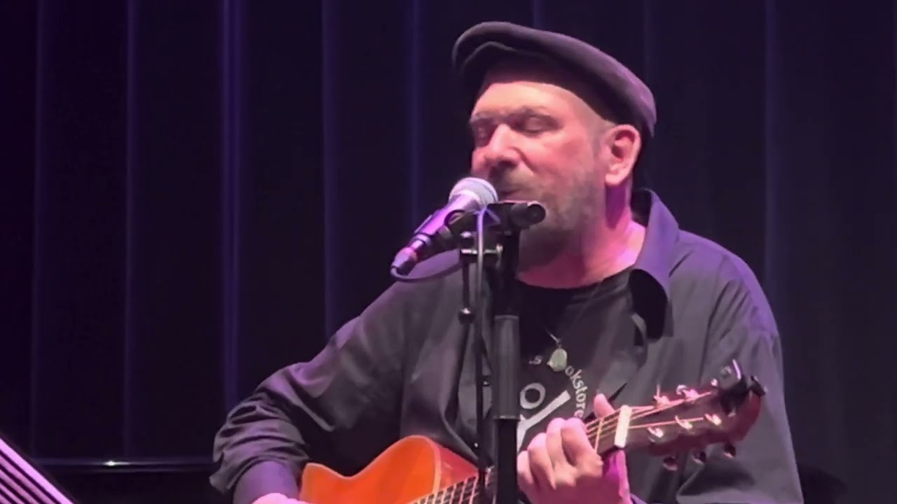 GREY SHIRT - Mark Eitzel live@TivoliVredenburg Utrecht 15-11-2025