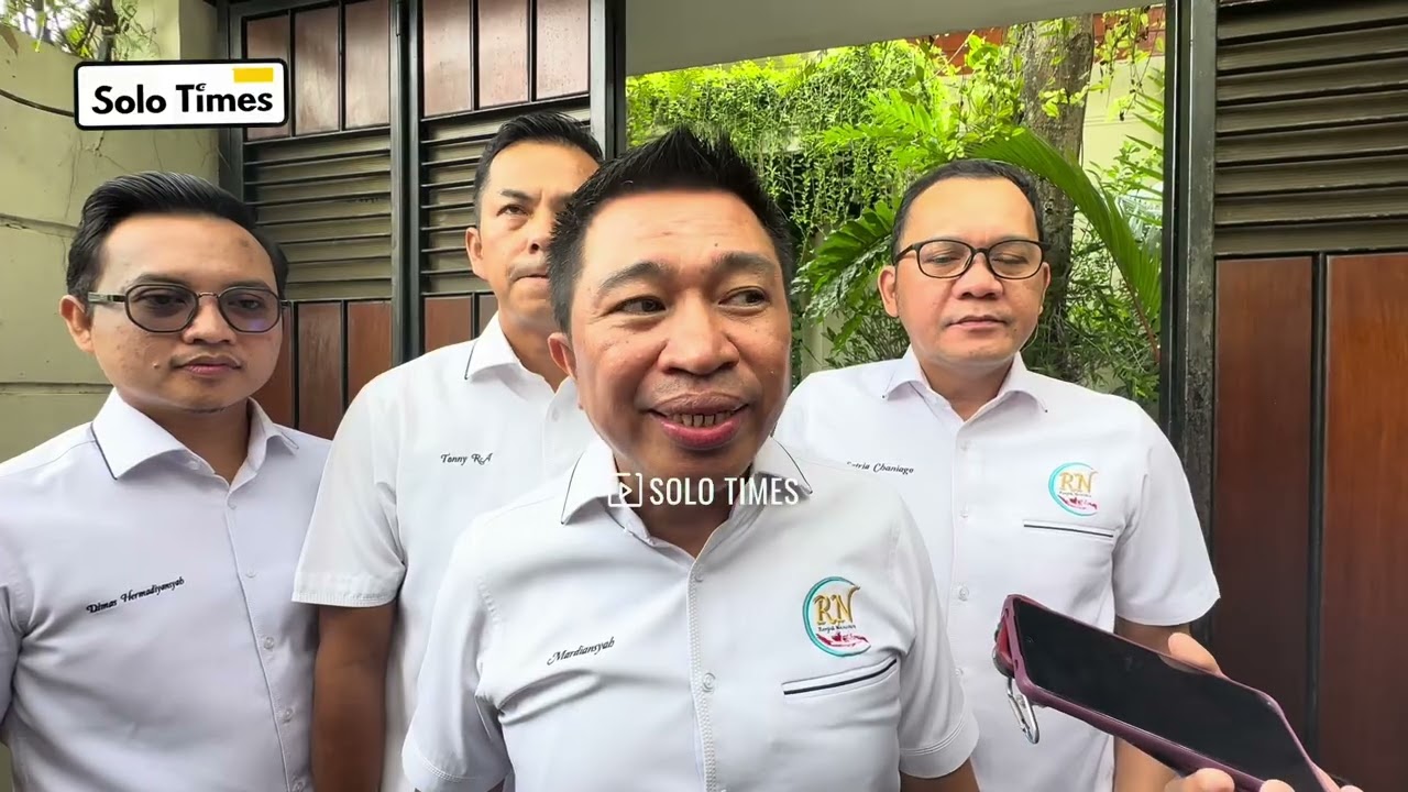 Isi Pertemuan Jokowi dengan Relawan Rampai Nusantara di Solo.