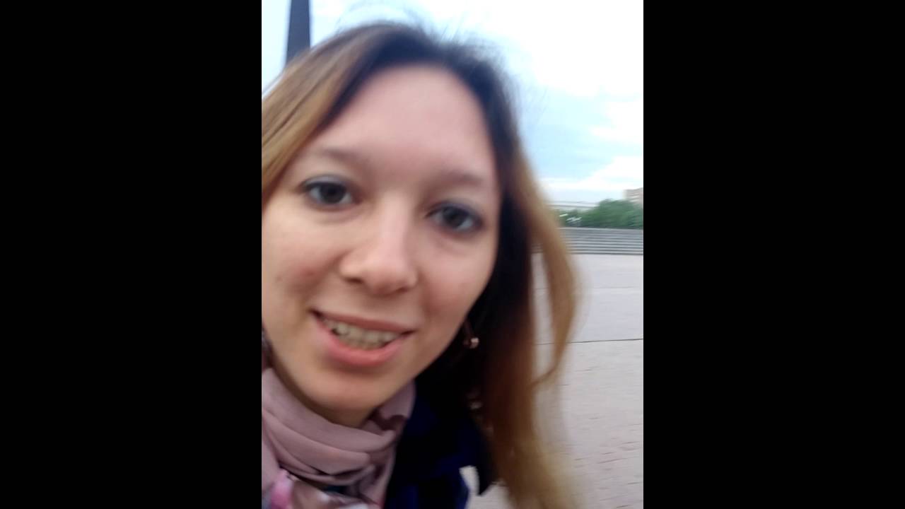 Катя на самокате 1